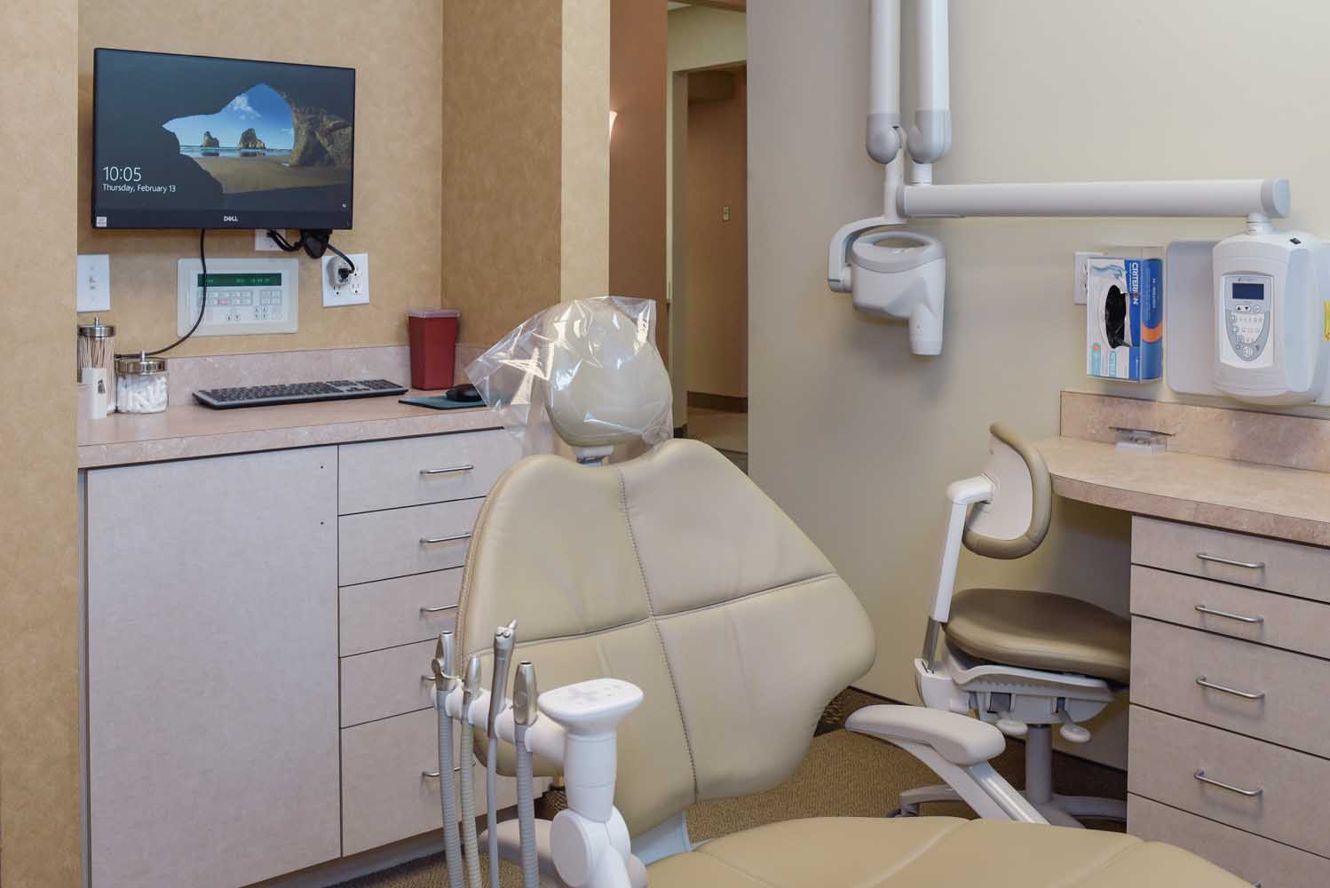 Kardynal Dental patient chair