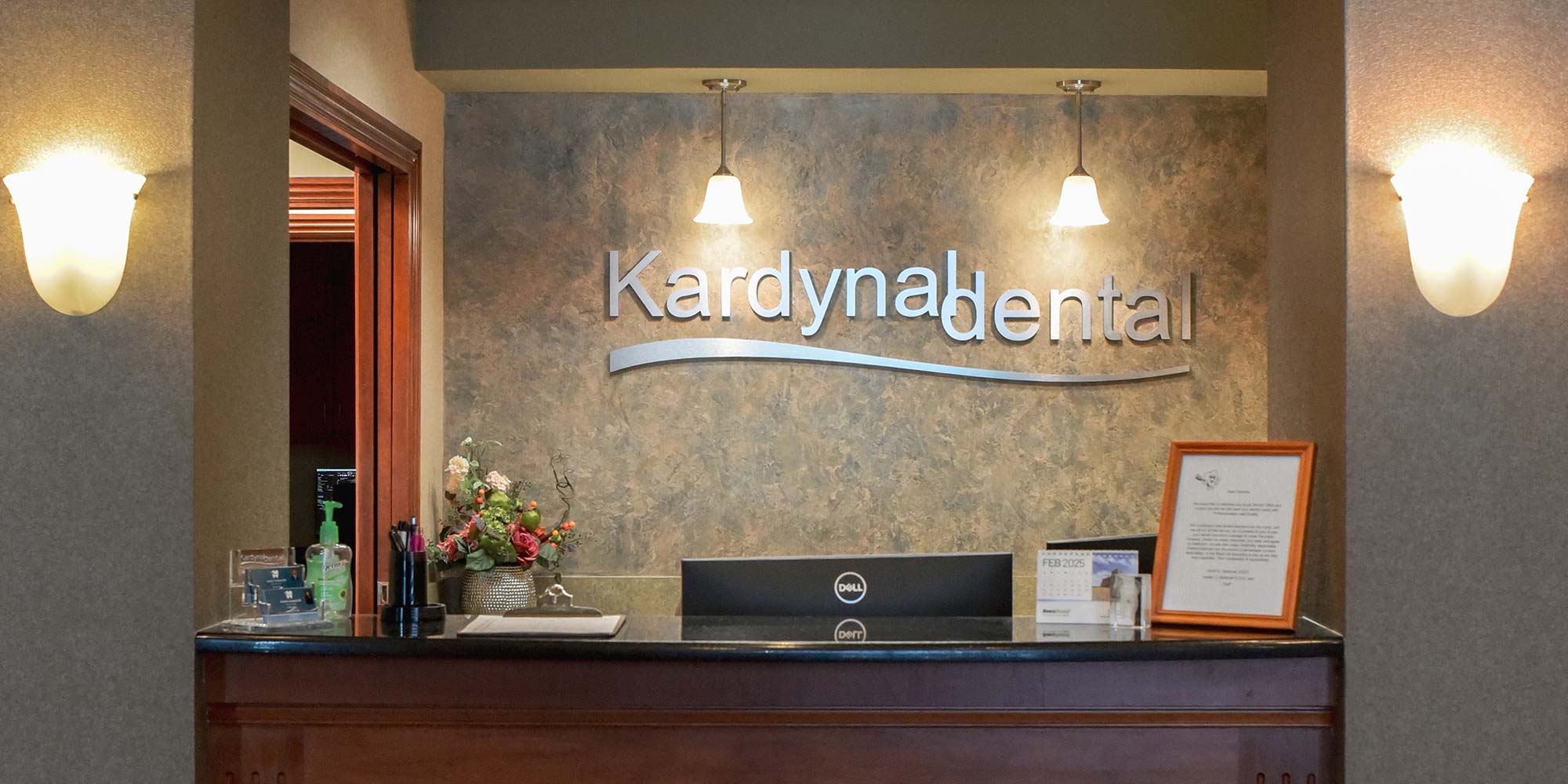 Kardynal Dental waiting room in sterling heights michigan
